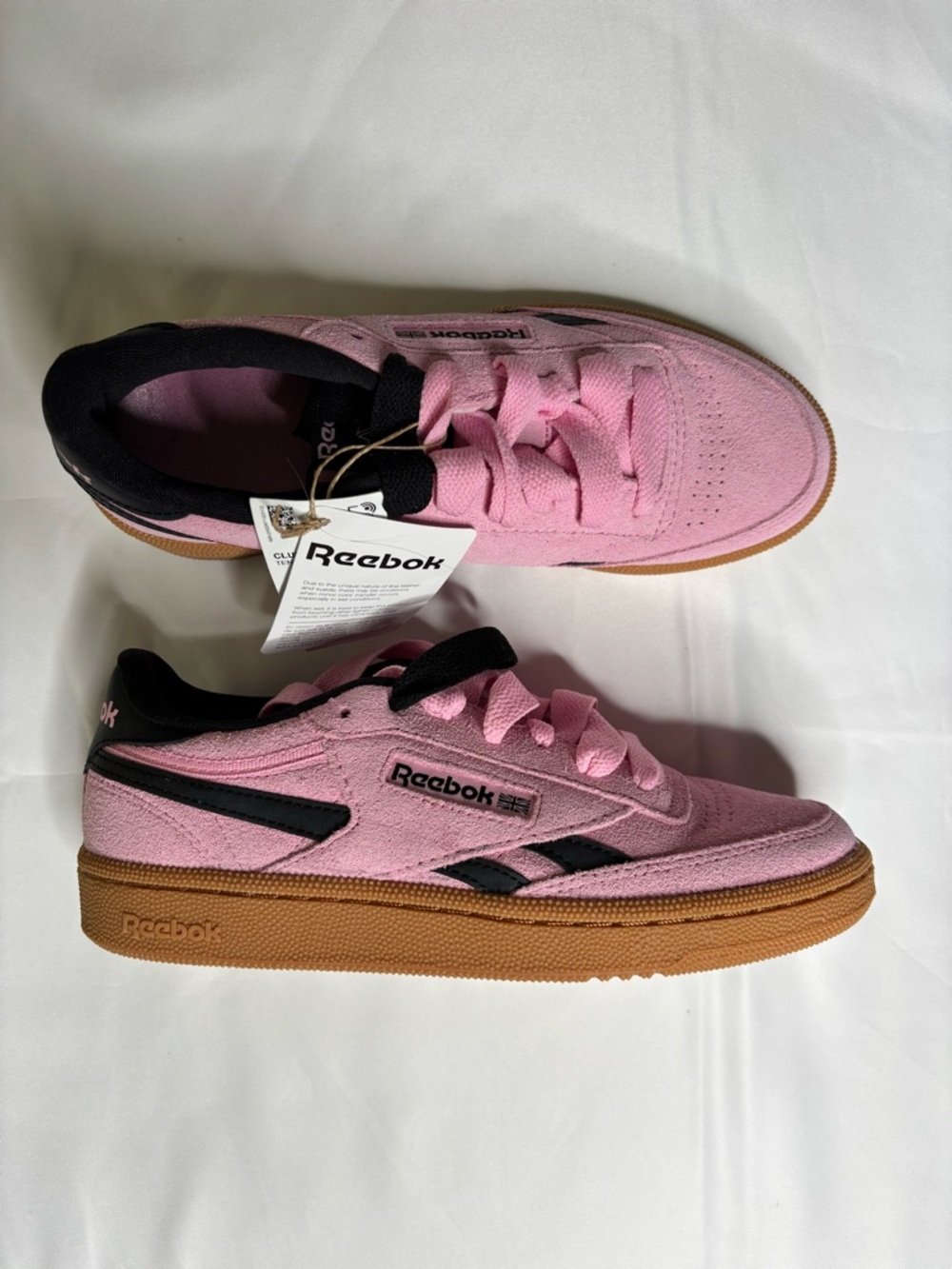 Reebok Pink Club C Revenge Kids size 5/ Woman’s size 7 Sneakers | NWT - Picture 15 of 16